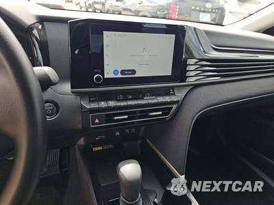 2026 Toyota Camry LE - zdjęcie 10 z 24 - miniatura