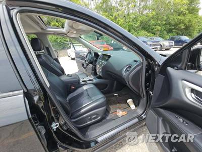2017 Nissan Pathfinder SL - zdjęcie 19 z 24 - miniatura
