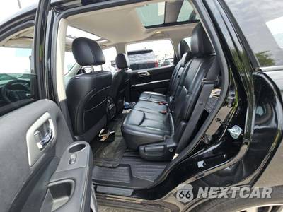2017 Nissan Pathfinder SL - zdjęcie 13 z 24 - miniatura