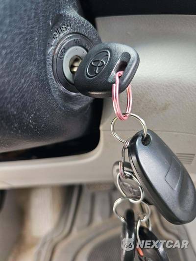 2010 Toyota Highlander SE - zdjęcie 8 z 32 - miniatura