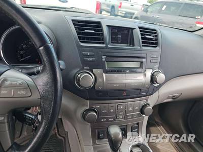 2010 Toyota Highlander SE - zdjęcie 10 z 32 - miniatura