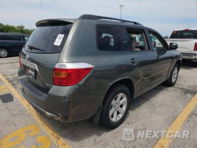 2010 Toyota Highlander SE - zdjęcie 3 z 32 - miniatura