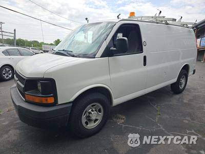 2014 Chevrolet Express 2500 Cargo Van 1WT 135.0" WB