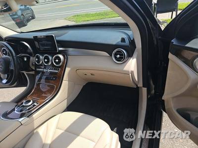 2018 Mercedes-Benz GLC 300 4MATIC - zdjęcie 19 z 23 - miniatura