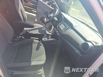 2019 Nissan Kicks S - zdjęcie 18 z 25 - miniatura