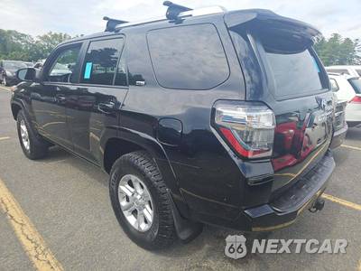 2017 Toyota 4Runner SR5 - zdjęcie 2 z 26 - miniatura