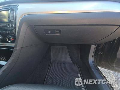 2013 Volkswagen Passat 2.5L SE w/Sunroof & Navigation - zdjęcie 19 z 22 - miniatura