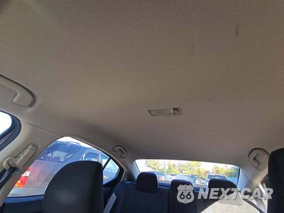 2020 Nissan Versa SV - zdjęcie 8 z 34 - miniatura