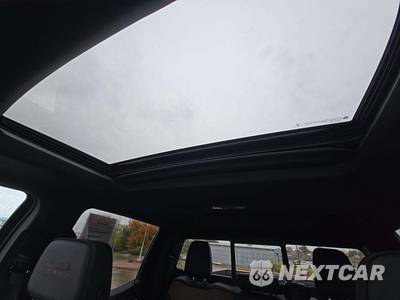 2023 Chevrolet Silverado 1500 High Country Crew Cab Short Bed 3LZ - zdjęcie 8 z 22 - miniatura