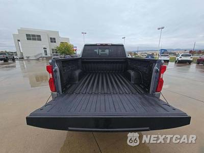 2023 Chevrolet Silverado 1500 High Country Crew Cab Short Bed 3LZ - zdjęcie 11 z 22 - miniatura