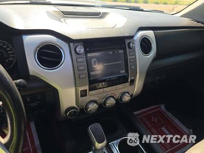 2019 Toyota Tundra SR5 Plus Crew Cab Short Bed - zdjęcie 10 z 41 - miniatura