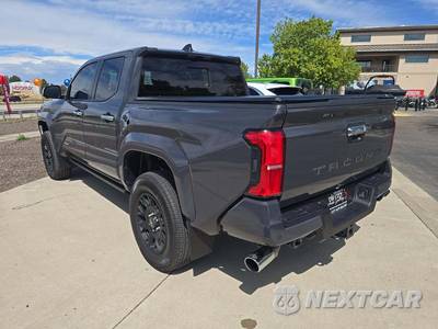 2024 Toyota Tacoma Limited Crew Cab Medium Bed - zdjęcie 2 z 23 - miniatura
