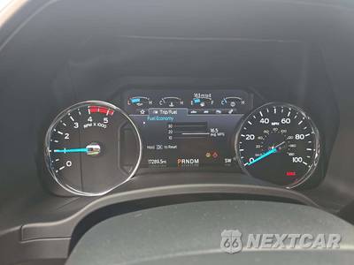 2022 Ford Super Duty F-250 Lariat Crew Cab Medium Bed - zdjęcie 9 z 27 - miniatura