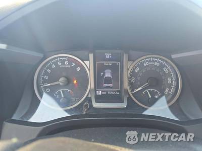 2020 Toyota Tacoma SR5 Crew Cab Medium Bed - zdjęcie 9 z 37 - miniatura