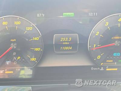 2019 Mercedes-Benz AMG E 53 4MATIC Sedan - zdjęcie 6 z 31 - miniatura