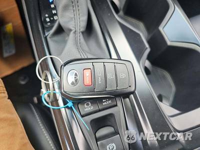 2026 Toyota Camry SE - zdjęcie 8 z 23 - miniatura