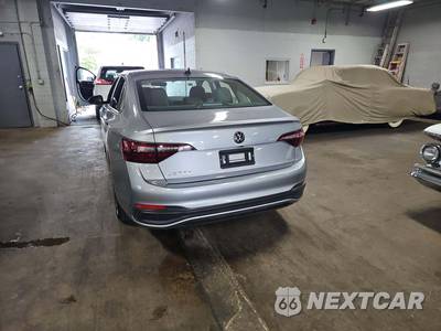 2024 Volkswagen Jetta SE - zdjęcie 2 z 23 - miniatura