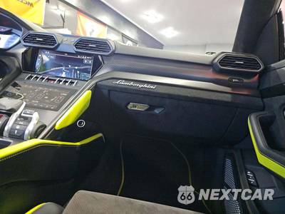 2022 Lamborghini Urus Graphite Capsule - zdjęcie 19 z 24 - miniatura