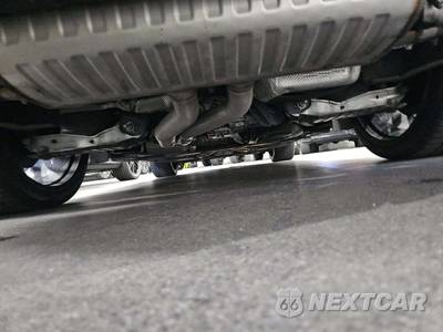 2022 Lamborghini Urus Graphite Capsule - zdjęcie 15 z 24 - miniatura