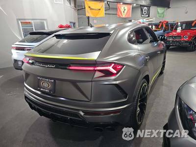2022 Lamborghini Urus Graphite Capsule - zdjęcie 3 z 24 - miniatura