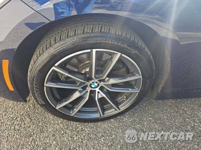 2022 BMW 3 Series Sedan 330i xDrive - zdjęcie 22 z 29 - miniatura