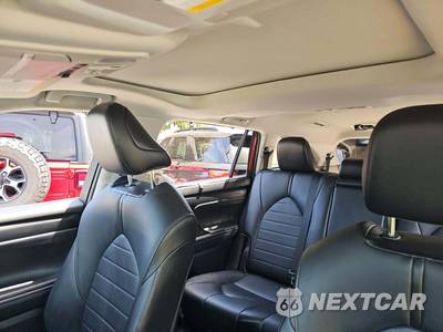 2021 Toyota Highlander XLE - zdjęcie 11 z 26 - miniatura
