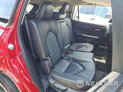 2021 Toyota Highlander XLE - zdjęcie 17 z 26 - miniatura