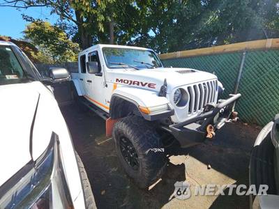 2020 Jeep Gladiator Mojave Crew Cab Medium Bed - zdjęcie 4 z 24 - miniatura