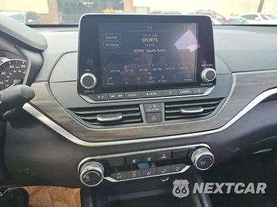 2025 Nissan Altima SV - zdjęcie 10 z 23 - miniatura