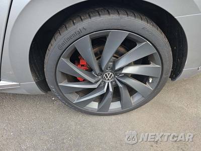 2019 Volkswagen Arteon SEL R-Line w/20” Wheels - zdjęcie 23 z 28 - miniatura