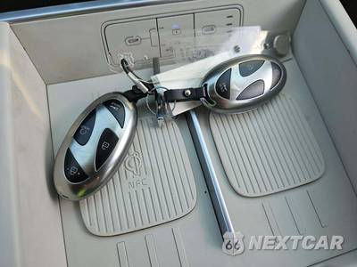 2024 Hyundai Santa Fe Hybrid SEL - zdjęcie 8 z 25 - miniatura