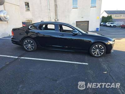 2022 Volvo S90 B6 Momentum - zdjęcie 4 z 27 - miniatura