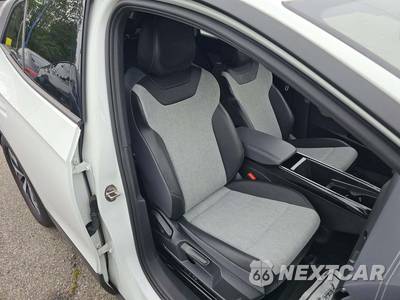 2023 Volkswagen ID.4 Pro - zdjęcie 17 z 21 - miniatura