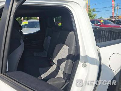 2024 Toyota Tacoma TRD Off-Road Crew Cab Medium Bed - zdjęcie 13 z 25 - miniatura