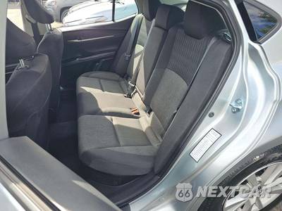 2026 Toyota Camry LE - zdjęcie 13 z 23 - miniatura