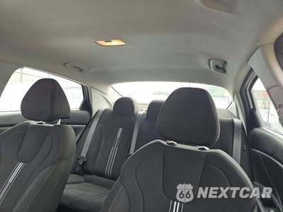 2024 Hyundai Elantra SEL - zdjęcie 11 z 24 - miniatura