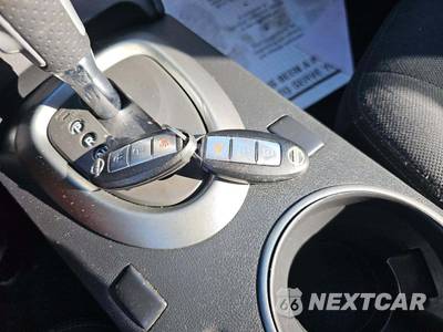 2012 Nissan Rogue SV - zdjęcie 8 z 31 - miniatura