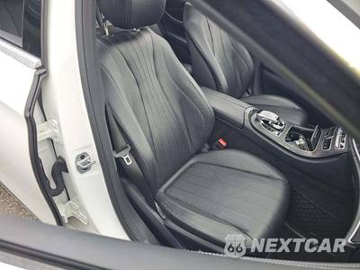 2019 Mercedes-Benz E 300 4MATIC Sedan - zdjęcie 18 z 26 - miniatura