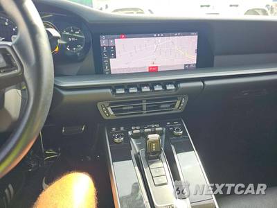 2020 Porsche 911 Carrera - zdjęcie 10 z 23 - miniatura