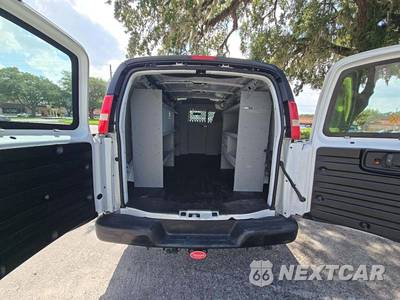 2019 Chevrolet Express 2500 Cargo Van 1WT 135.0" WB - zdjęcie 13 z 30 - miniatura