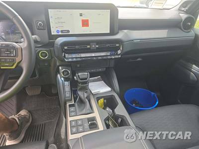 2024 Toyota Land Cruiser - zdjęcie 10 z 22 - miniatura