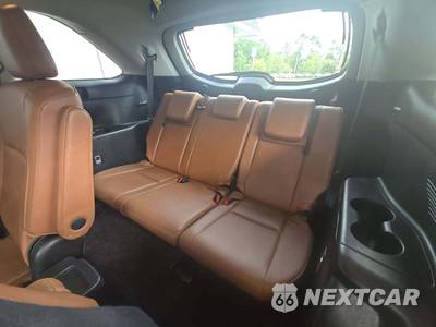 2019 Toyota Highlander Limited - zdjęcie 14 z 29 - miniatura