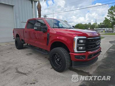 2023 Ford Super Duty F-250 Lariat Crew Cab Medium Bed - zdjęcie 4 z 23 - miniatura