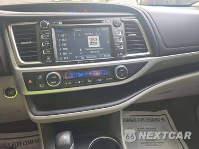2018 Toyota Highlander Limited - zdjęcie 10 z 22 - miniatura