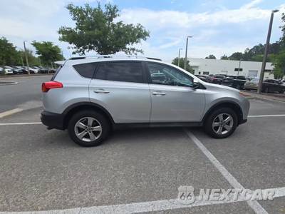 2015 Toyota RAV4 XLE - zdjęcie 5 z 38 - miniatura