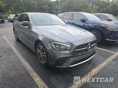 2023 Mercedes-Benz E 350 4MATIC Sedan - zdjęcie 4 z 21 - miniatura
