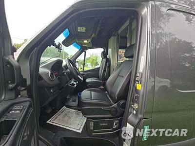2022 Mercedes-Benz Sprinter 4500 Cargo Van DRW High Roof 170.0" WB - zdjęcie 6 z 20 - miniatura