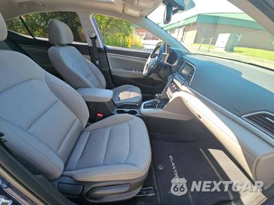 2018 Hyundai Elantra Value Edition Sedan - zdjęcie 18 z 23 - miniatura