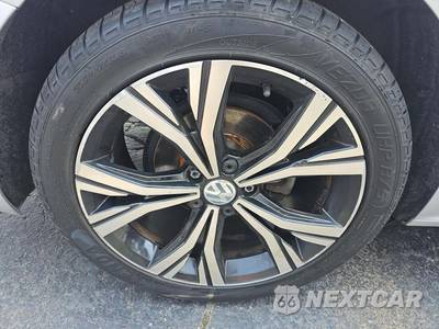 2021 Volkswagen Passat 2.0T SE - zdjęcie 23 z 25 - miniatura