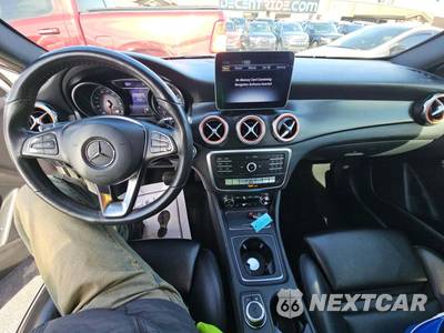 2019 Mercedes-Benz GLA 250 4MATIC - zdjęcie 10 z 22 - miniatura